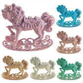 Купить Елочная игрушка с глиттером "Лошадка на санях" 10 х 9,5 см. оптом